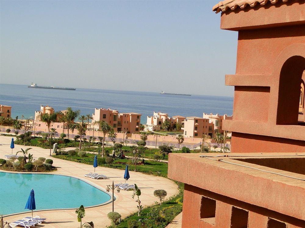 Porto Sokhna Pyramids Apartments Powered By Amer-Group Family Only Ain Sukhna Luaran gambar